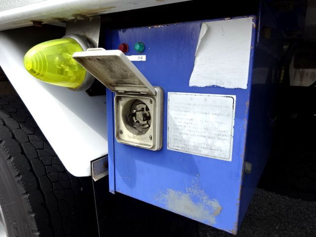 三菱 H17 ファイター 低温冷凍車 キーストン 画像15