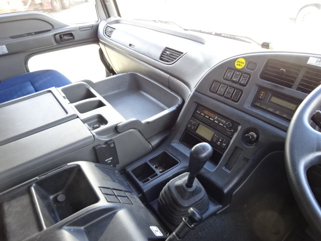 いすゞ H28 ギガ 3軸 低温冷凍車 キーストン ジョロダー 画像24