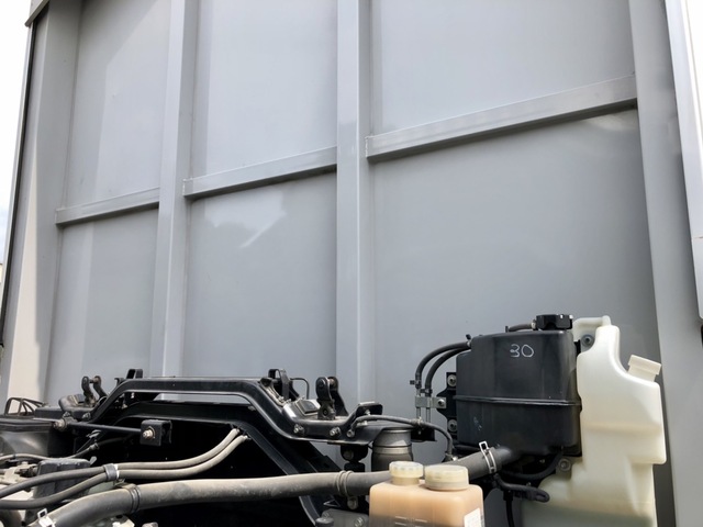 いすゞ H30 ギガ ハイルーフ 4軸低床アルミウイング 7速MT 画像14