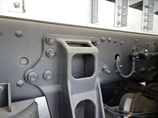 三菱 R4 スーパーグレート 4軸低床冷凍車 未使用 サブエンジン リアエアサス 画像26