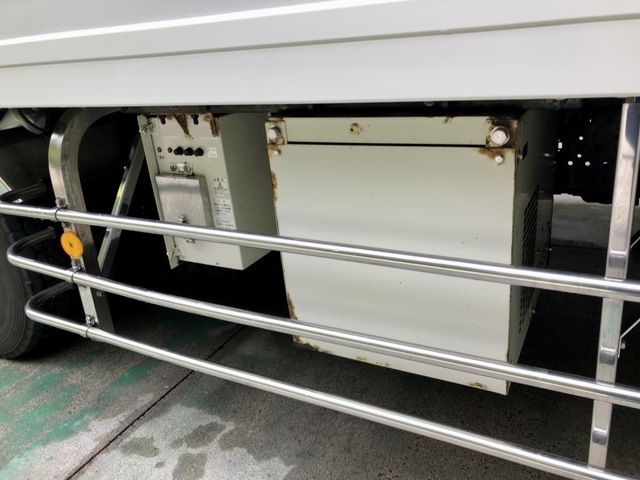 いすゞ H24 フォワード 増トン 7500ワイド 低温冷凍車 エアサス格納PG 画像6