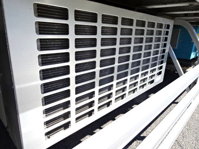 いすゞ H29 ギガ 2デフ 3軸低床 低温冷凍車 格納PG 画像21