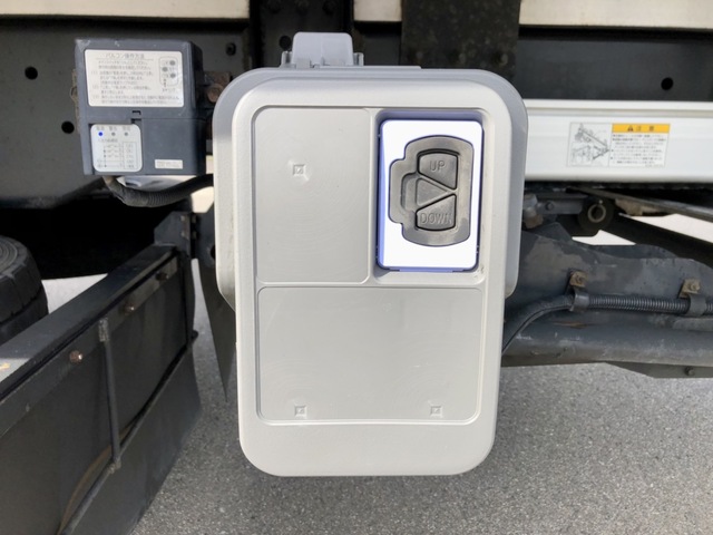 いすゞ H29 ギガ 2デフ 3軸低床 低温冷凍車 格納PG 車検付 画像40