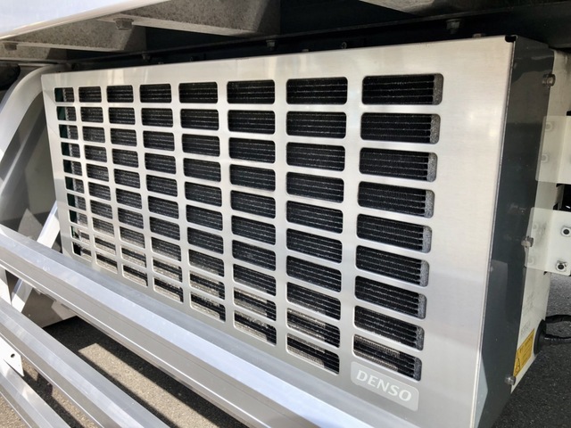 いすゞ H29 ギガ 2デフ 3軸低床 低温冷凍車 格納PG 車検付 画像43
