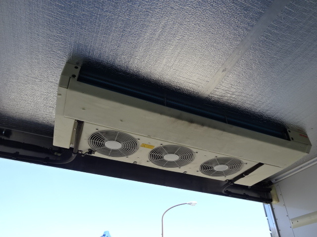 日野 R2 プロフィア E/G交換済 4軸低床 低温冷凍車 2エバ 車検付 画像18