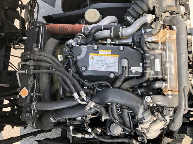 いすゞ H28 フォワード 5900ワイド 低温冷凍車 格納PG 画像55