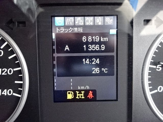 三菱 R5 ファイター  平セルフ 4段クレーン  プレミアム  5.5ｍ 車検付き 画像32