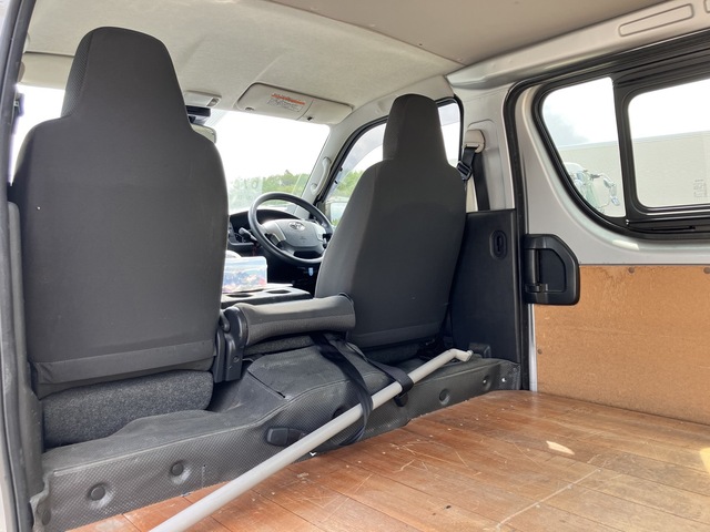 トヨタ H30 ハイエース ロング DX 2WD 5ドア 荷室加工 画像14