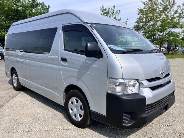 トヨタ H29 ハイエースコミューター DX ディーゼル 2WD 14人乗り 画像3