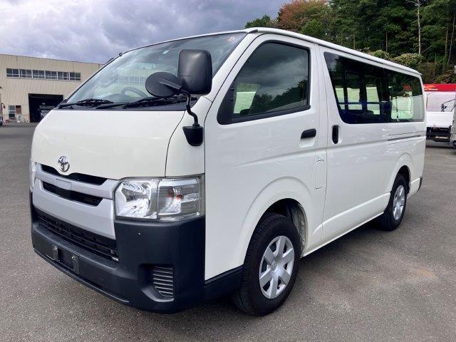 トヨタ R1 ハイエースバン ロングDX ディーゼル 4WD 9人乗り 画像1