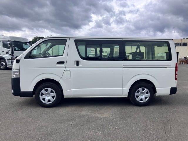 トヨタ R1 ハイエースバン ロングDX ディーゼル 4WD 9人乗り 画像6