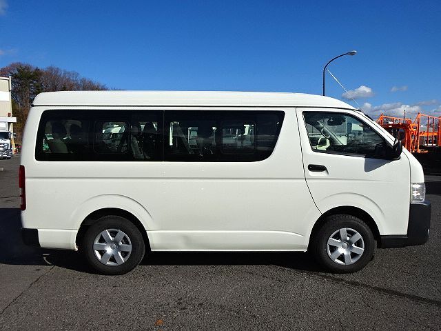 トヨタ R1 ハイエースワゴン 10人乗り 4WD 3ナンバー DX 画像5