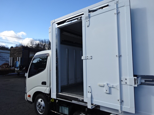 トヨタ H30 トヨエース 低温冷凍車 AT車 5T限定 スタンバイ付 画像11