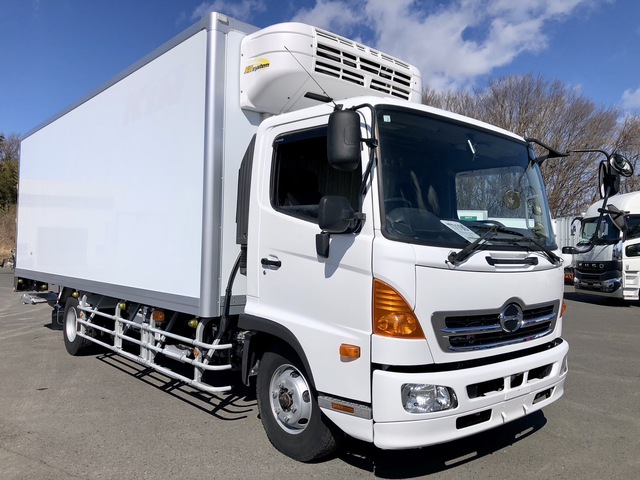 日野 H29 レンジャー 増トン 6400ワイド 低温冷凍車 エアサス 格納PG 画像3