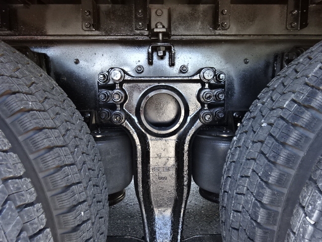 いすゞ H18 ギガ 3軸 低温冷凍車　キーストン 画像16